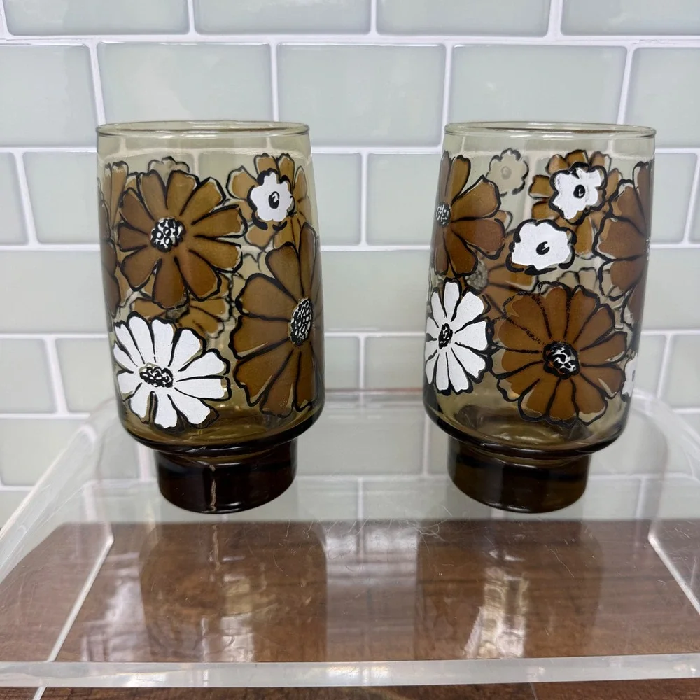 Vintage 1970s Libbey Camellia Tawny Glass Floral Tumblers - Set of 2
